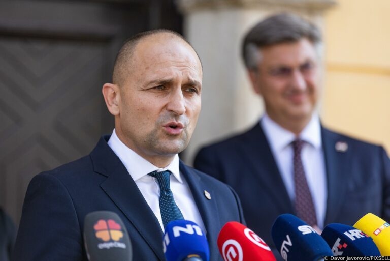 Ministro della Difesa, Plenković sceglie Anušić