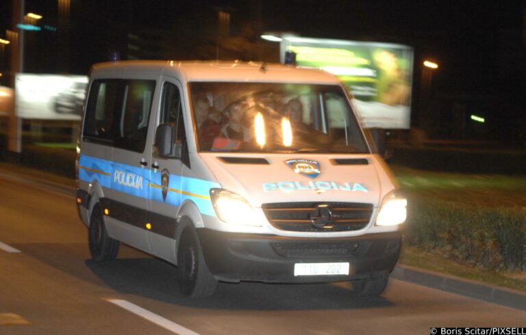 Imotski (Imoschi). Grave incidente stradale: 2 giovani morti, 2 feriti