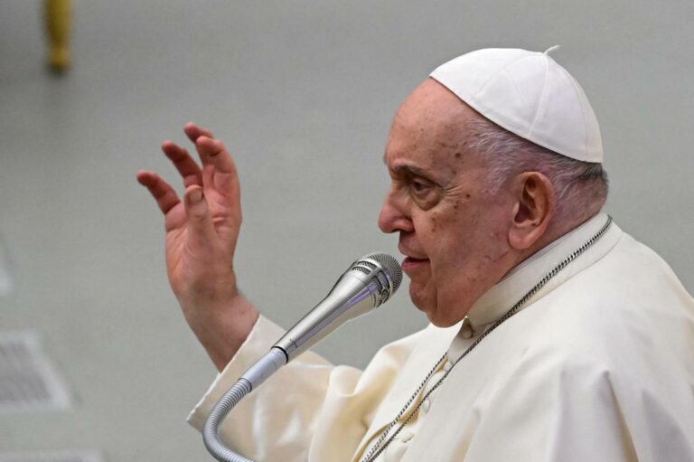 Cop28, Papa: «Fermare il delirio di onnipotenza»