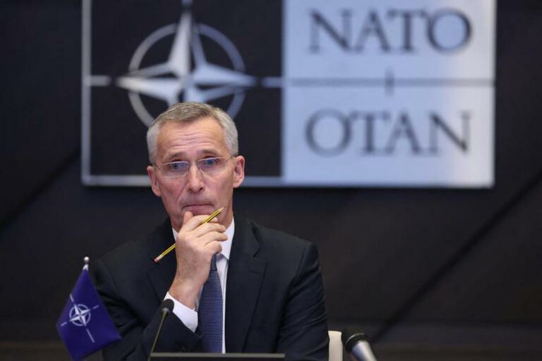 Nato, Stoltenberg: «Testate nucleari in stand by»