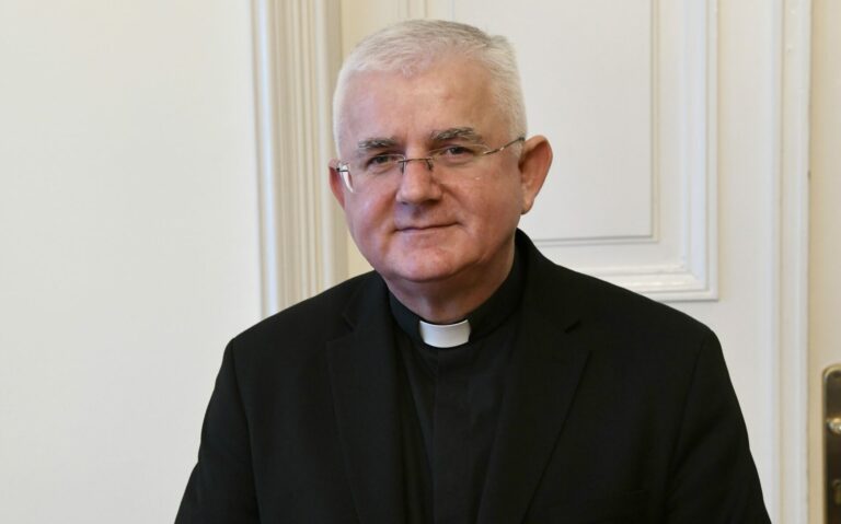 Monsignor Mate Uzinić: «Chiesa aperta a tutti»