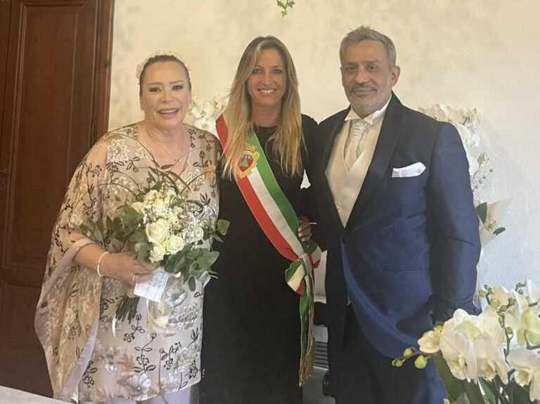 Barbara De Rossi si è sposata: nozze in Toscana con l’imprenditore fiorentino Simone Fratini