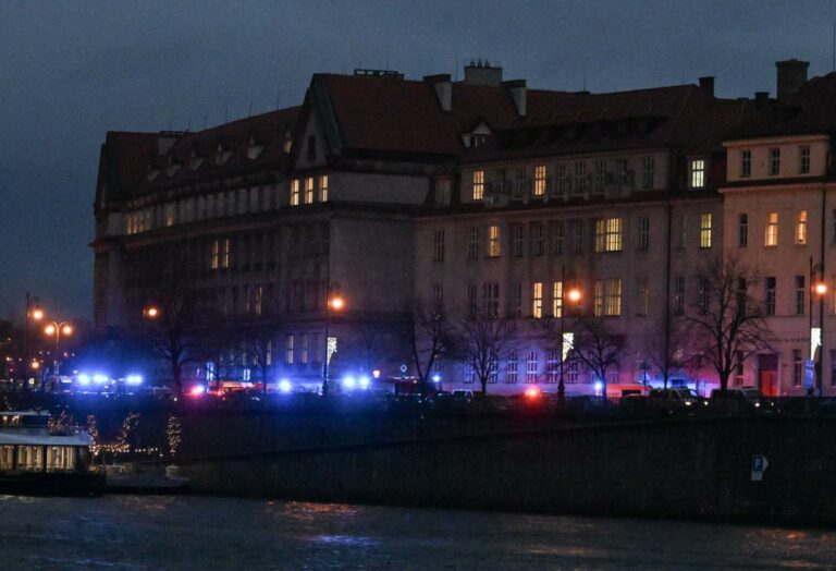 Praga, sparatoria all’università: 15 morti, decine di feriti