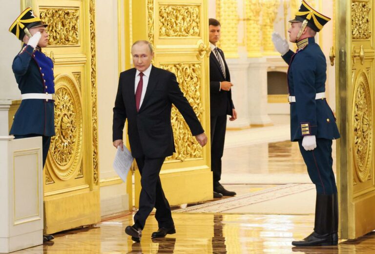 Russia, Putin annuncia ricandidatura a presidenza