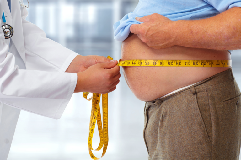 Obesità, TikTok e WhatsApp «alleati» del medico per cura pazienti