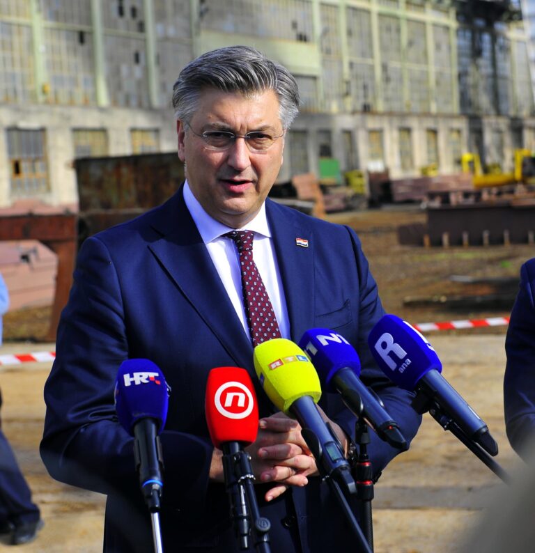 Plenković: «Tempo di confrontarsi con le proprie azioni»