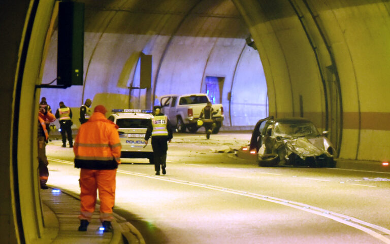 Terribile incidente stradale in centro a Fiume: due morti