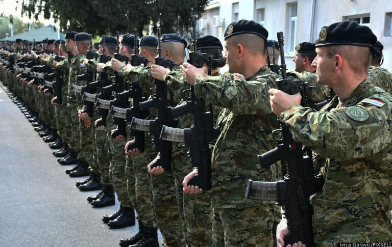 Croazia. Servizio militare: 90 giorni a 700 euro al mese e anzianità di servizio