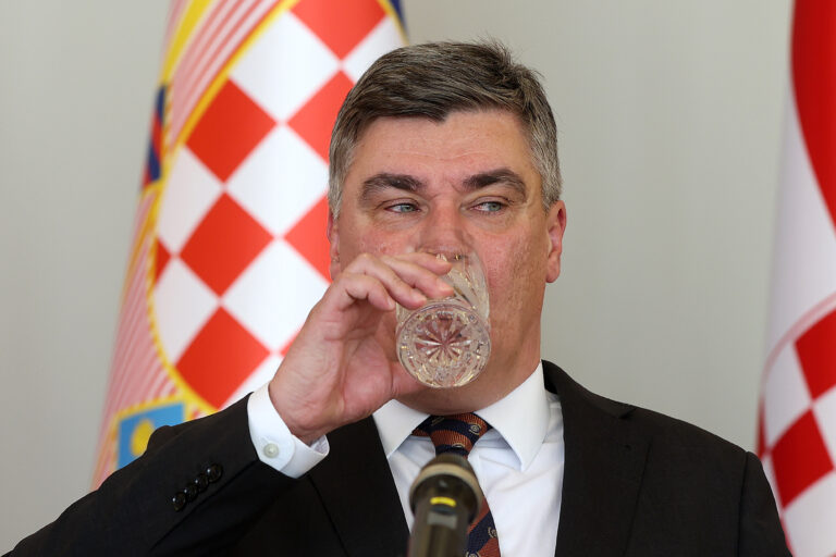 Milanović attacca: «Plenković, un bugiardo lacchè di Von der Leyen»