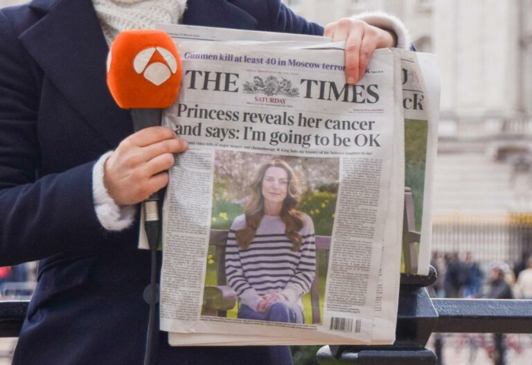 Kate Middleton e il cancro, lo star system si stringe alla principessa