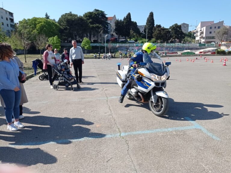 Pola. Motociclisti e poliziotti insieme per ridurre il numero di incidenti (foto)