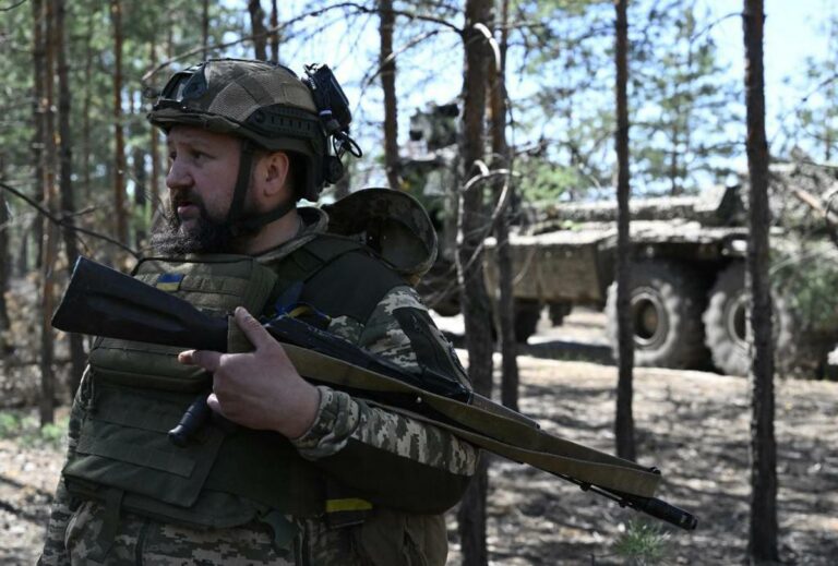 Russia, prove di attacco a Kharkiv. Ucraina, arrivano nuove armi Usa
