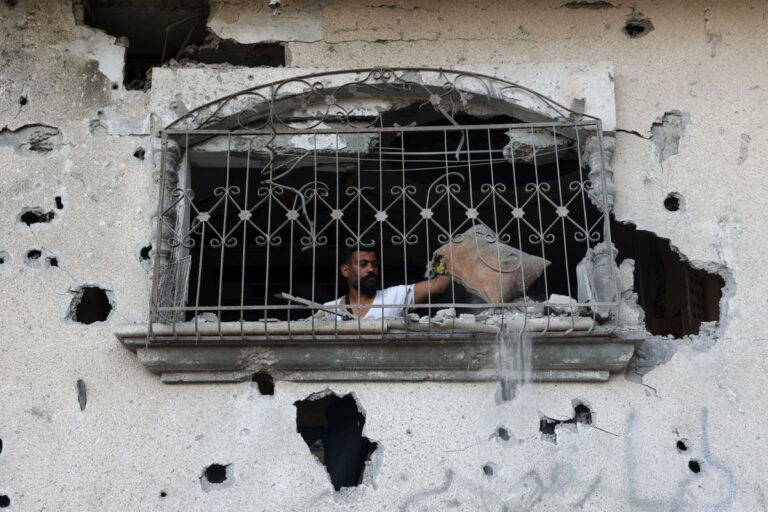 Israele, Corte Aja ordina stop offensiva su Rafah ma raid continuano