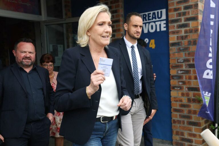 Francia. La sinistra trionfa, Macron davanti a Le Pen