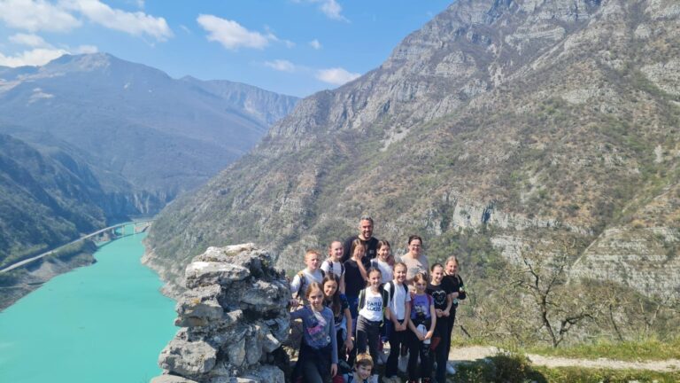 «Nord – Sud – Est». Realtà a confronto tra storia, cultura e momenti di riflessione «Nord – Sud – Est». Realtà a confronto tra storia, cultura e momenti di riflessione